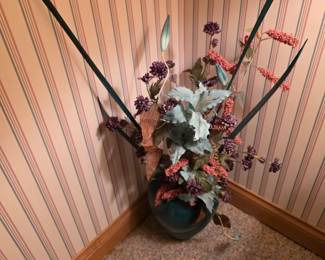 Floral arrangement 