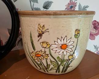 Vintage ceramic pot