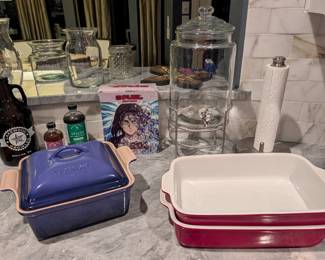 Covered Le Creuset, Lodge bakers