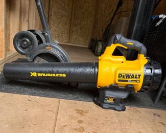Gas Powered Yard Tools