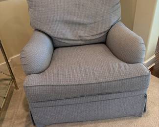 Cozy Ethan Allen Armchair In Navy And Cream Fabric