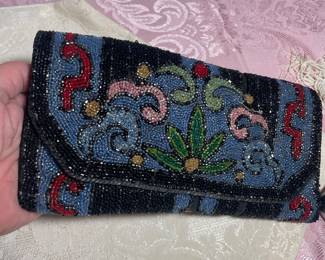  very vintage beaded purse    not perfect but still a rare find 
