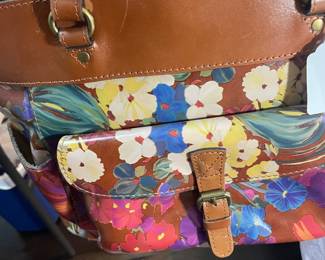 PATRICIA NASH LEATHER PURSE  LOTS OF ROOM IN THIS ONE 