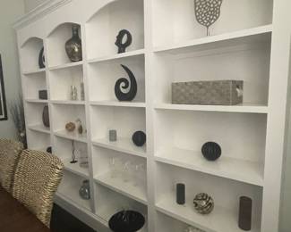 LOTS OF HOME DECOR