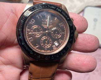 INVICTA 