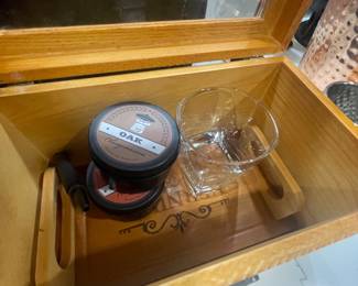 WHISKEY SMOKER SOME DAD SOMEWHERE WILL LOVE THIS !!