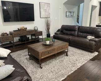 large tv NOT FOR SALE EVERYTHING ELSE IS