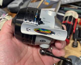  fishing  reels and have some rods 