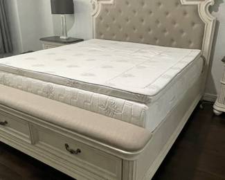  KING MOTORIZED  ADJUSTABLE  BED AND BEDROOM SET  DELUXE COMFORT HERE !!