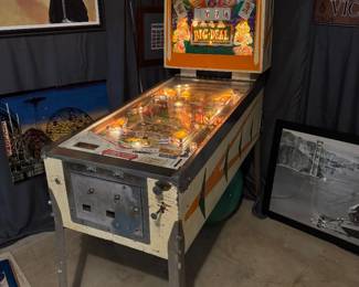 Vintage 1967 Gottlieb "Diamond Jack" Pinball Machine (Perfect Working Conditon0