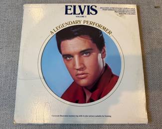 Elvis Presley – A Legendary Performer - Volume 3 / CPL1-3082