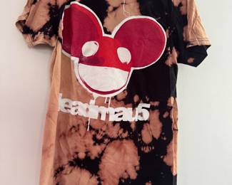 Women's Deadmau5 logo Graphic T-Shirt Size M