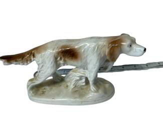 Porcelain English Setter hunting dog figurine