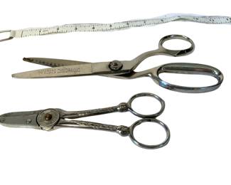 Vintage sewing and gardening shears