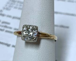 Antique-style 14K Diamond Solitaire Ring