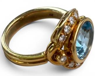 18K Gold Topaz Ring
