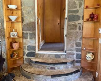 Glassware/ collectibles