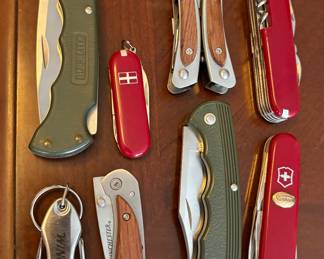 Pocket knives