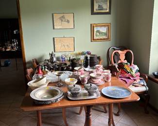 Drop Leaf Dining Table/4 Chairs & Pewter, Silverplate and Dishes