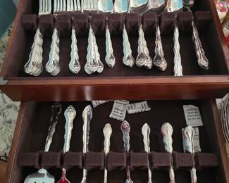 Rogers silverplate service complete for 12 people