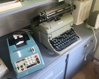 Vintage Typewriter & Office Equipment