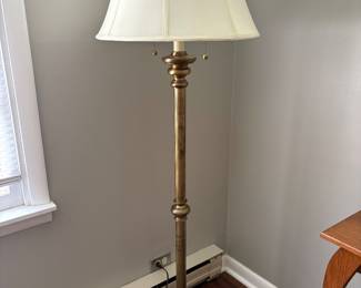 Heavy Bass Floor Lamp 