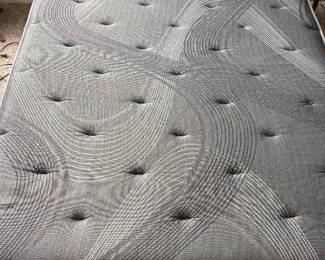 New Full Size Mattress 