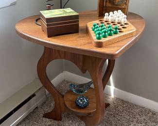 Amish Made Heart Shaped Side Table 