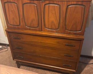 MCM Dresser Set with Headboard