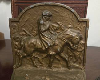 bronze bookend of Washington at Valley forge