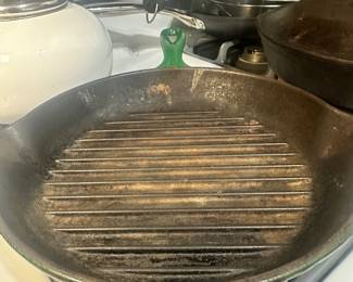 Le Creuset Enameled Cast Iron Grill Pan