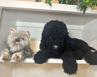 We would never put a real dog on a shelf. They’re cute tho yeah??