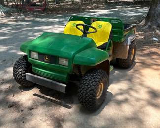 John Deere Gator