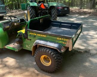 John Deere Gator
