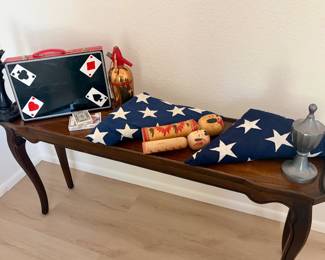Assorted vintage and Americana