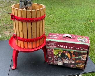 Fruit/Grape Manual Press and Wine Making Materials