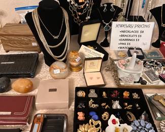 costume jewelry