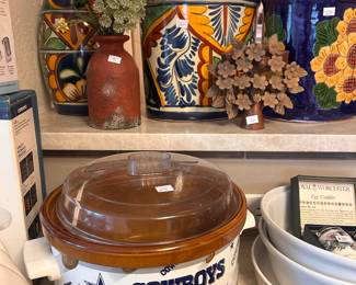 MEXICAN POTTERY, COWBOYS CROCK POT