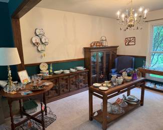12 place settings noritake china, China hutch