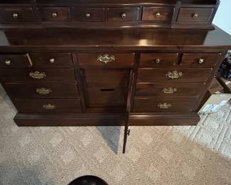 Ethan Allen Old Tavern Bedroom Set
