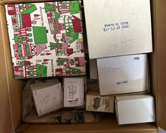 Wood Dollhouse w/ Plans and Accessories
