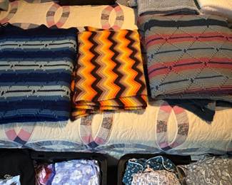 Vintage Handmade Throw Blankets and Afghans