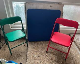 Children’s folding table and four chairs