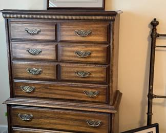 American Furniture Co. Wilkesboro, NC Treasure Oak Chest of Drawers Now $45