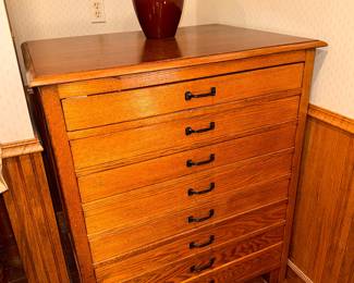 Architect filing cabinet 1200