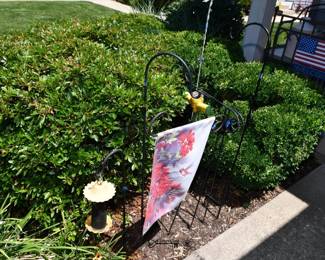 873Front Yard