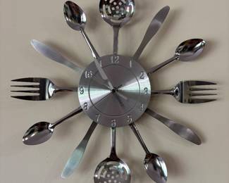 Fun utensil clock!