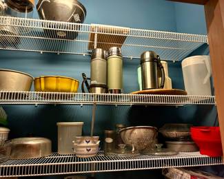 Various Kitchenware Items