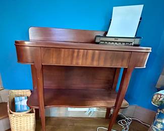 Vintage Mahogany Sofa Table / Hall Table