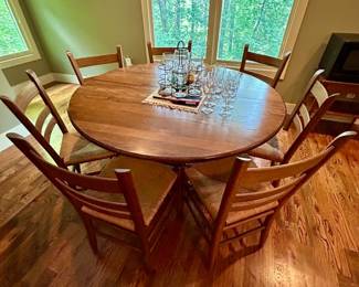 Mission-Style Oak Dining Table with Six Matching Chairs